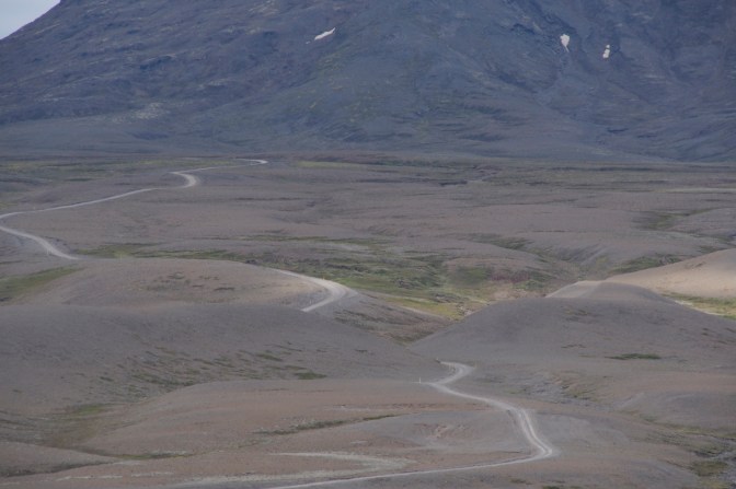 The Kjölur coming down from the central highlands around Mt. Bláfell (1204 M)