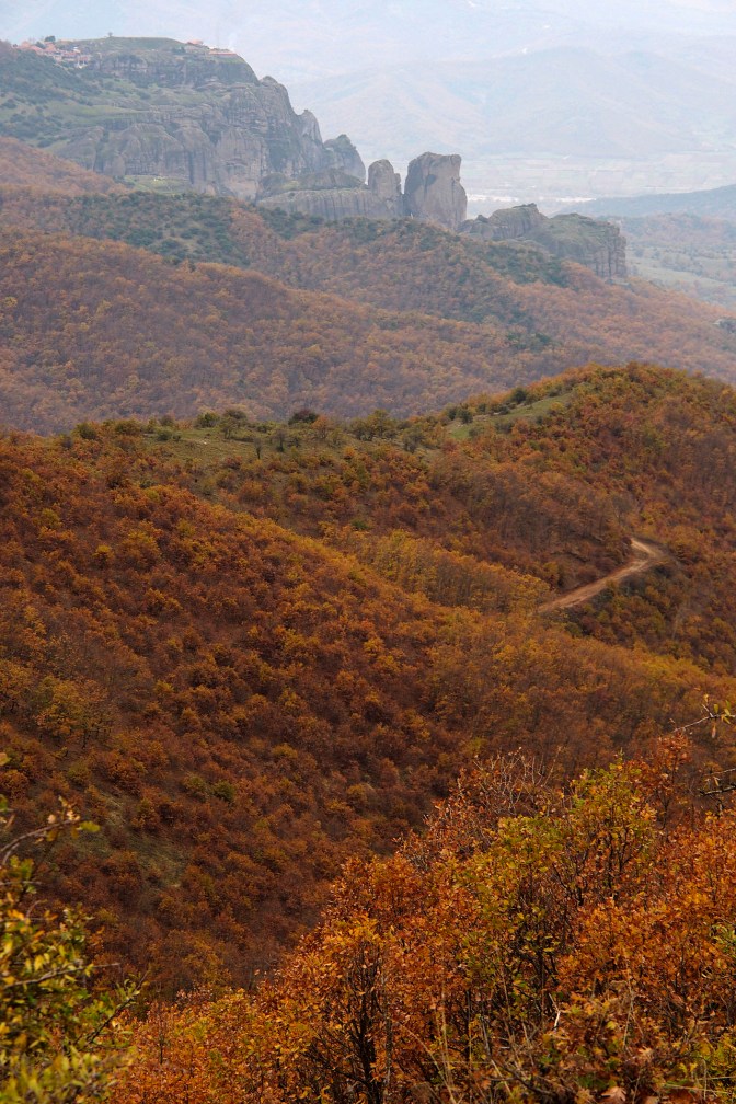 Distant view of Meteorea from the north.