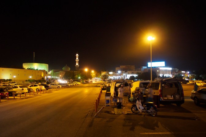 A pop-up restaurant from the back of a van in Nizwa.
