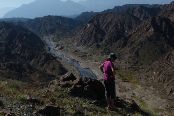 Having a look further into Wadi al Abyad before deciding to go back the way we came.