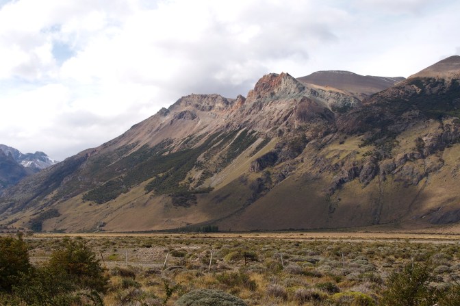 Looking south along Rio de las Vueltas.