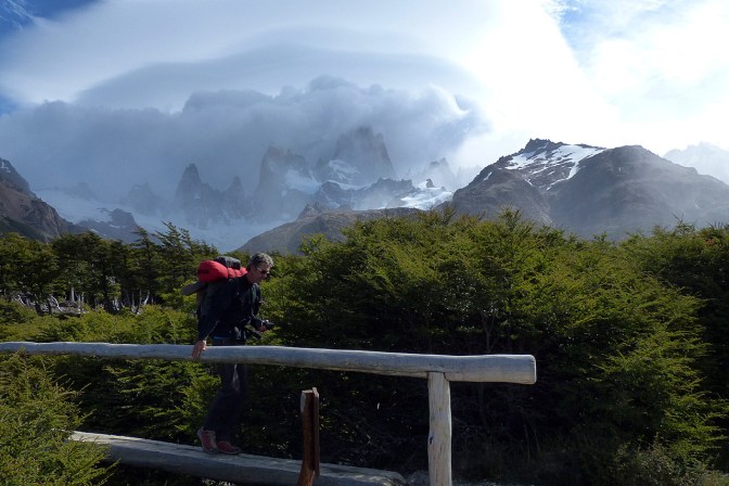 Hiking toward Poincenot camp below Fitzroy.