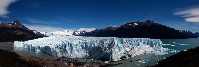 Perito Moreno Glacier. Click on the photo. A new page will open.