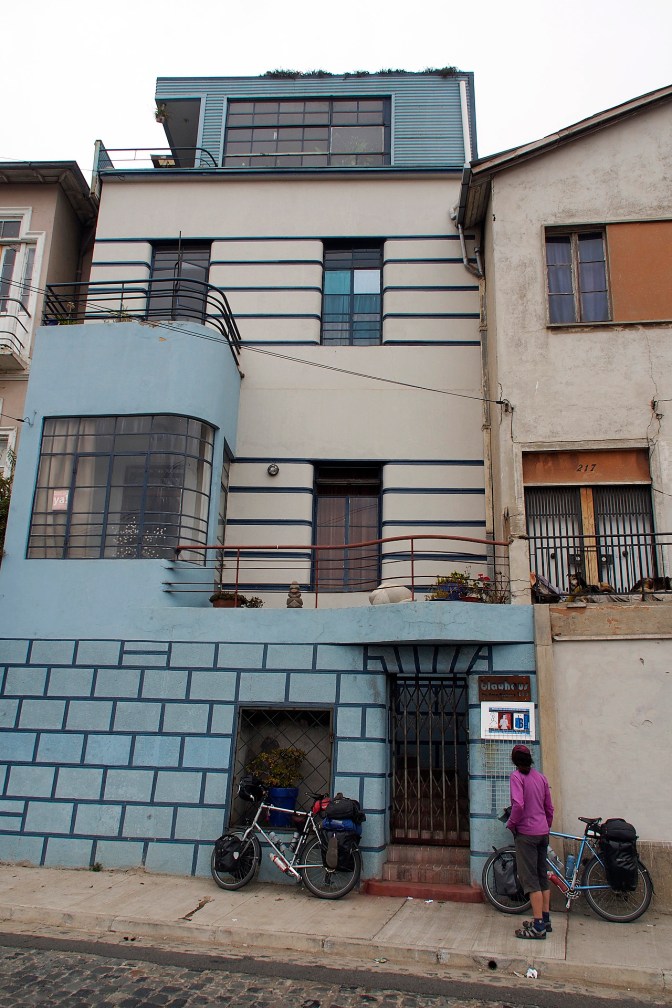 Das Blauhaus, our lodgings in Valparaiso.