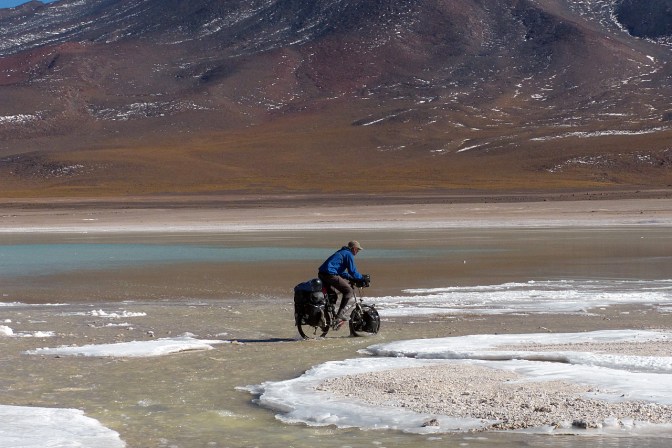 Paul crossing the stream between Lagunas Blanca and Verde.