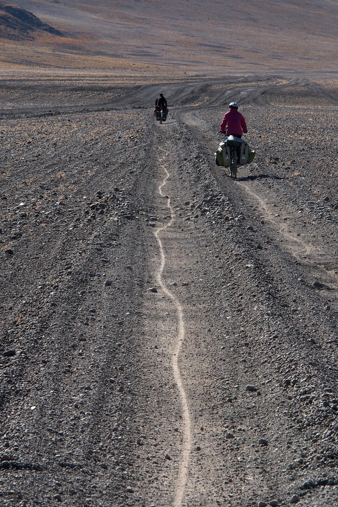 The track to Laguna Colorada.