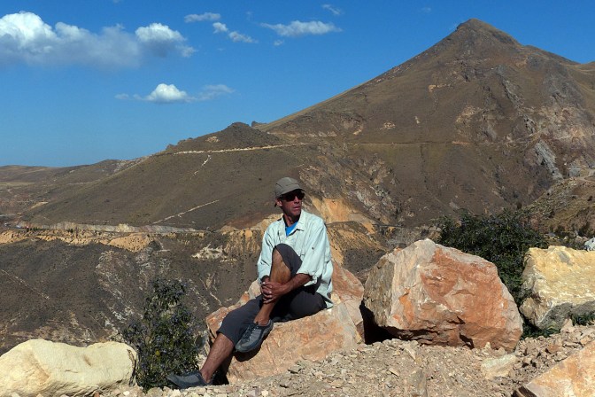 Taking a break from the climb back up to the Altiplano from Cochabamba to La Paz.