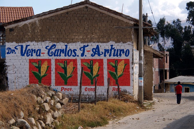 Election sign in El Pinar.